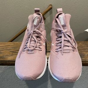 Puma Soft Foam Tennis Shoes/Sneakers